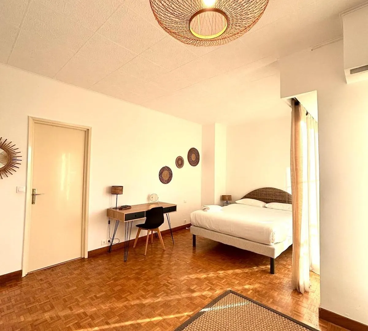 Nice, Exceptional Sea View, Top Floor, Parking