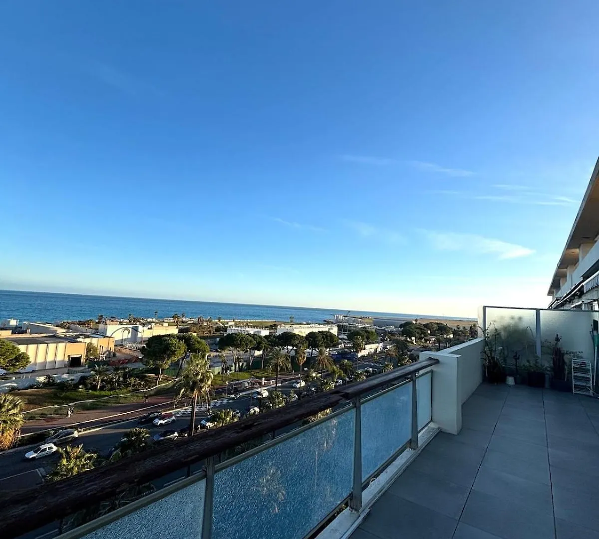 شقة Nice, Exceptional Sea View, Top Floor, Parking