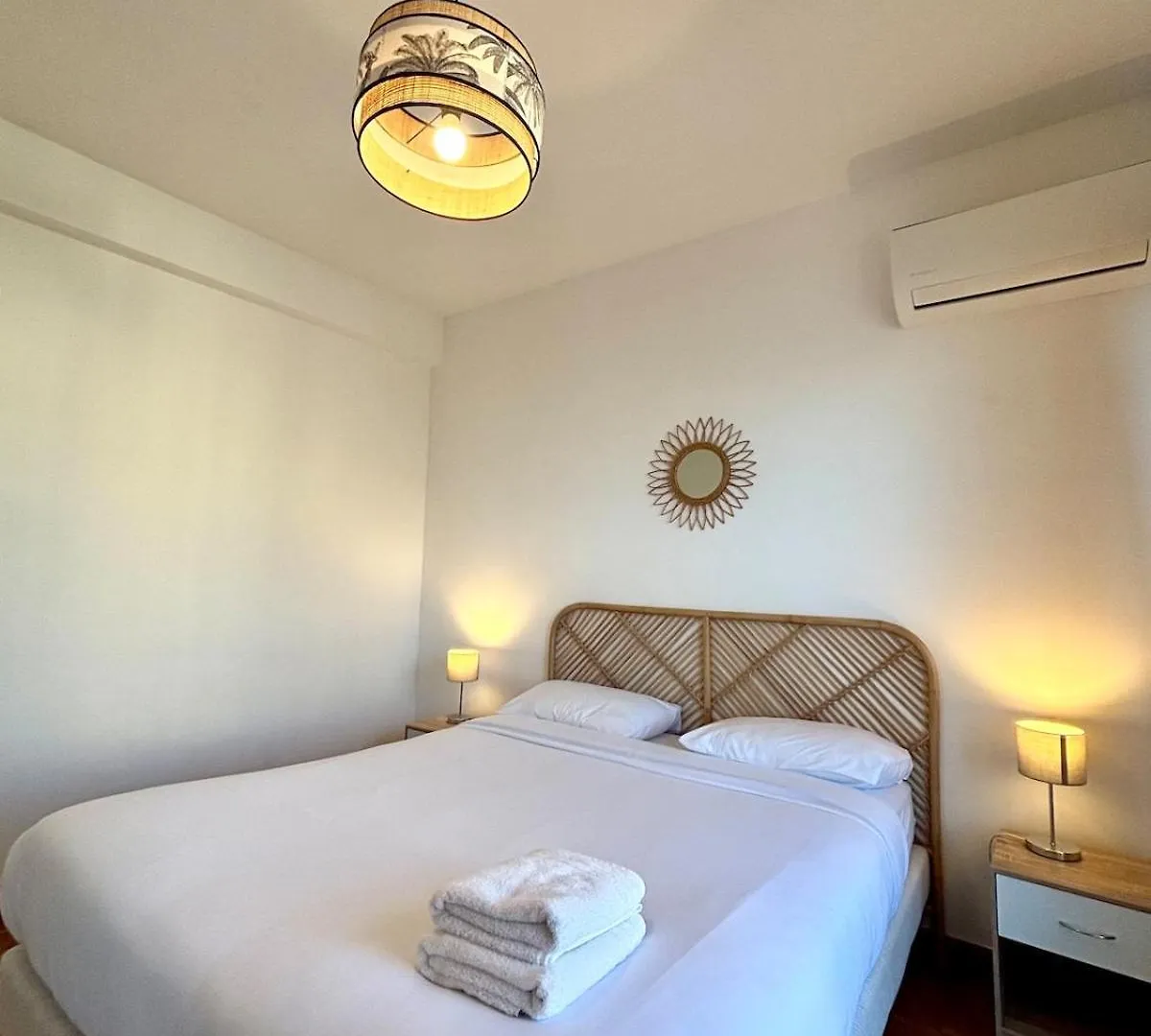 Nice, Exceptional Sea View, Top Floor, Parking Apartment