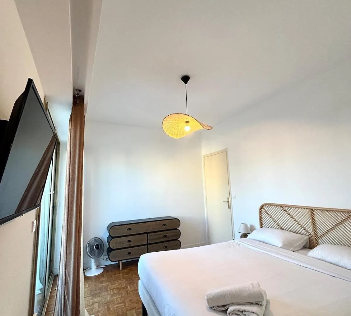 Nice, Exceptional Sea View, Top Floor, Parking 0*, Nice